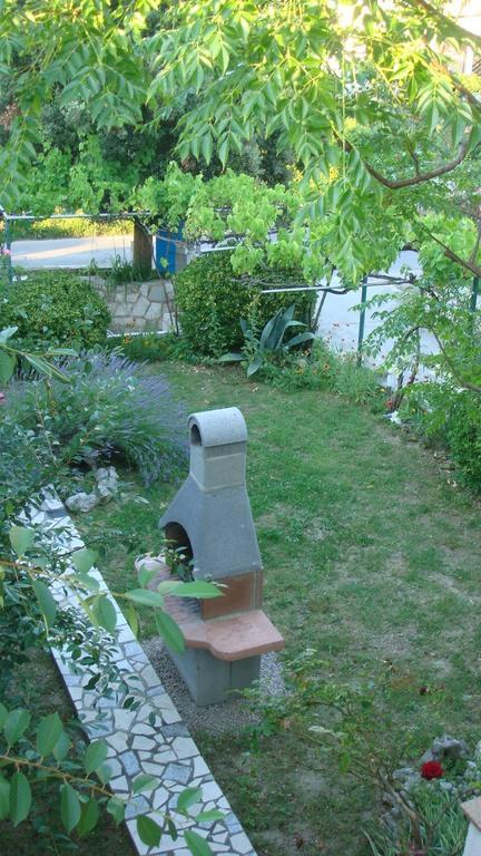 Apartments Valentino Supetarska Draga Zewnętrze zdjęcie