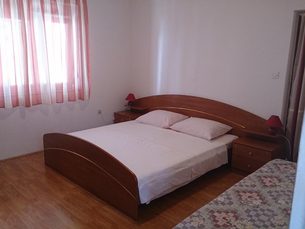 Apartments Valentino Supetarska Draga Pokój zdjęcie