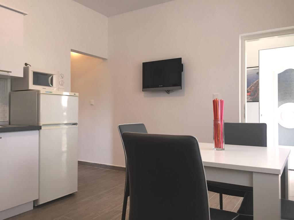 Apartments Valentino Supetarska Draga Zewnętrze zdjęcie
